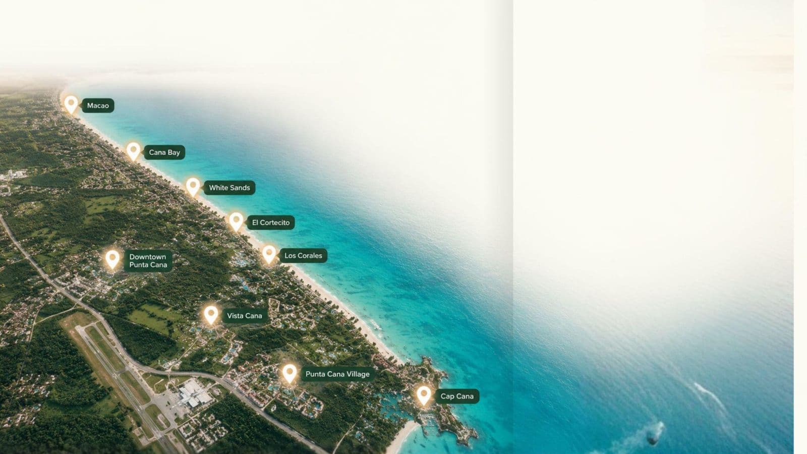 Vista aérea de la costa de Punta Cana con Macao, Cana Bay, White Sands, El Cortecito, Los Corales, Downtown Punta Cana, Vista Cana, Punta Cana Village y Cap Cana señalados